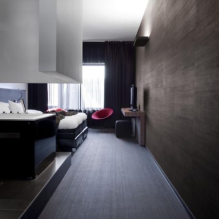 Carbon Hotel Генк Стая снимка