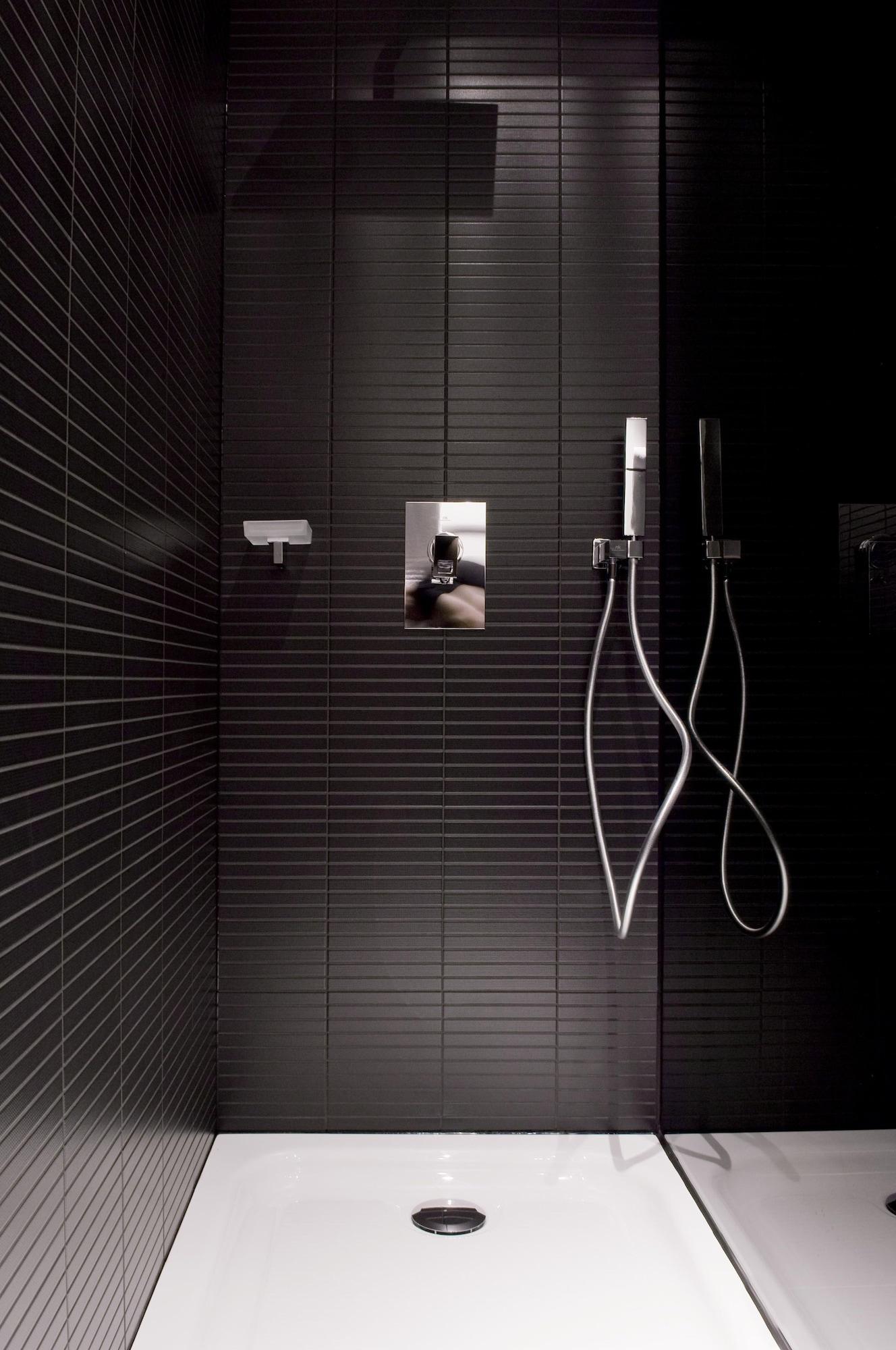 Carbon Hotel Генк Екстериор снимка