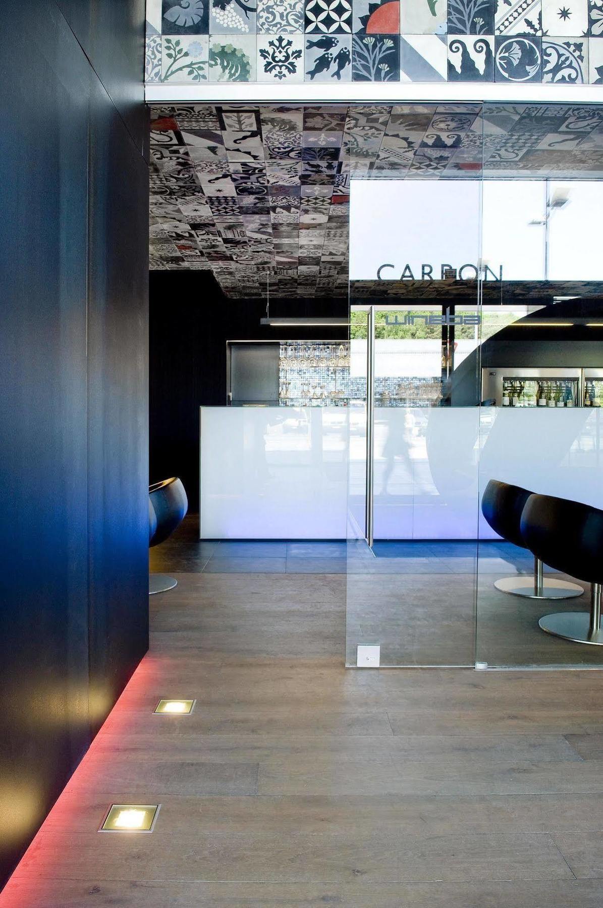 Carbon Hotel Генк Екстериор снимка